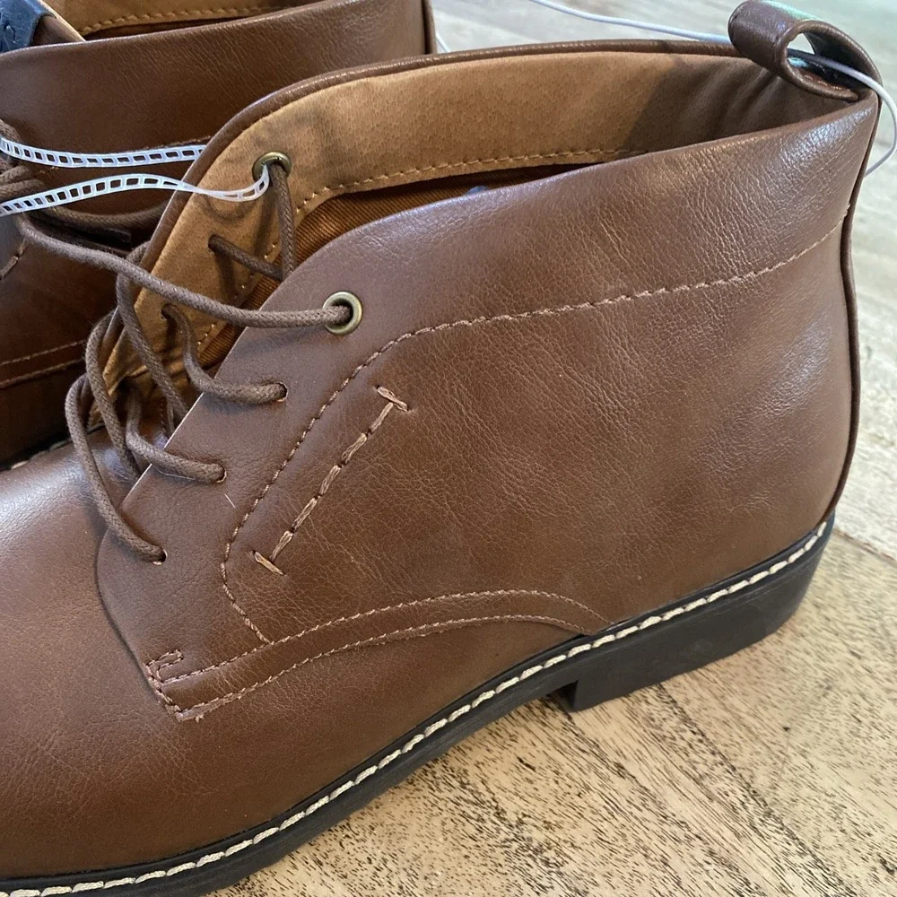 Guess Men's Brown Lace Up Boot Size 11 New